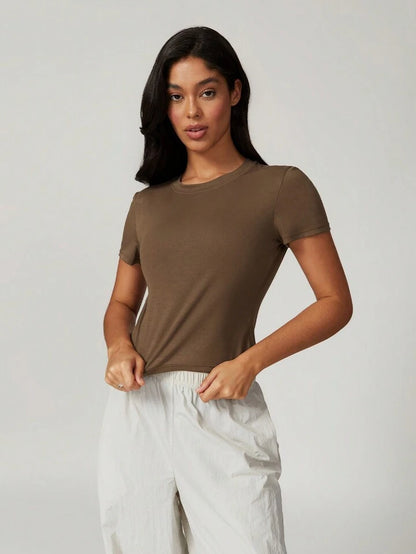 Dry Classic Gray Cropped Short-Sleeve Tee