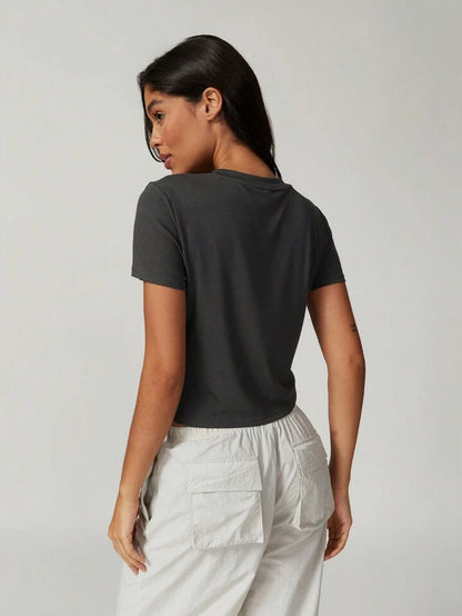 Dry Classic Brown Cropped Short-Sleeve Tee